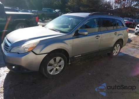 2010 Subaru Outback 2.5I Premium from USA, damaged, VIN 4S4BRCBC4A3335491